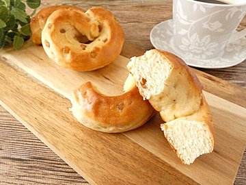 【ファミマ】「バター香るメープルリング」は温めるとふわっじゅわ～1個53円の幸せスイーツパン