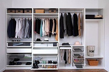 服があふれるクローゼットが1 日でスッキリ 生まれ変われるstep５ サンキュ