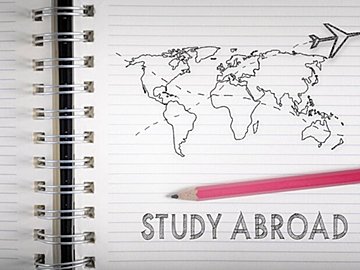 「将来、海外の大学で勉強するのが夢」どんな準備が必要？かかる費用は？