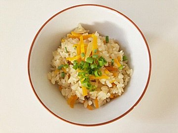 力尽きた日は炊飯器 めんつゆに頼りましょ 栄養バッチリ 簡単人参の炊き込みご飯 サンキュ 力尽きた日は炊飯器 めんつゆに頼りましょ 栄養バッチリ 簡単人参の炊き込みご飯 サンキュ