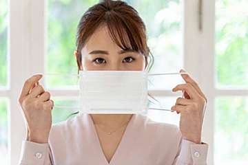 マスクの今こそ試して欲しい！目元が印象的に見える若返りメイク