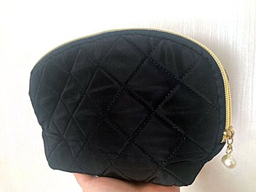 【スリーピー】330円でいいの？使い勝手も大満足の大人かわいい「キルトコスメポーチ」