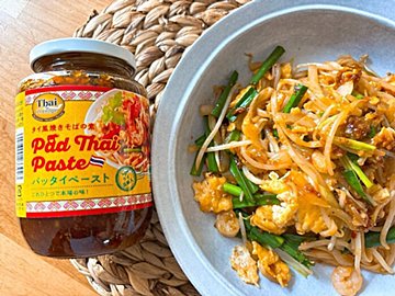 【業務スーパー】お家で簡単！本格的！タイの人気麺パッタイがこれだけでつくれちゃう