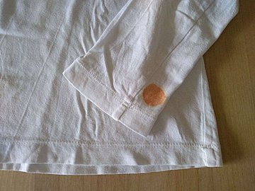 げ、ケチャップこぼした！そんなときは『5秒でできる〇〇洗い』ですっきり落ちる！ 【衝撃Before→After!】