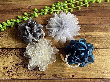 【ダイソー】コサージュがめっちゃ高見え！卒入学はこれでいいじゃん！