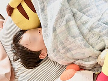 「エアコンは電気代が気になる！」暑くて夜中に起きる…を解決！夏の寝苦しさ対策