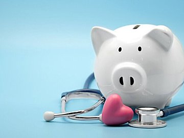 不妊治療の保険適用がスタートしたけど、結局いくらかかるの？