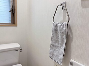 フェイスタオルはタオルバーにかけないで！折らずにかけられるタオルが超便利！