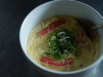 世界中のおいしそうなものを、ある物でとりあえず作ってみた！パリのオムレツも韓国風茶碗蒸しも