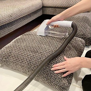 【アイリスオーヤマ】布製品の洗浄ができるクリーナー！ソファーが快適に！