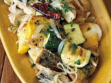 焼くだけじゃない！魚介おかずのマンネリ解消レシピ2選