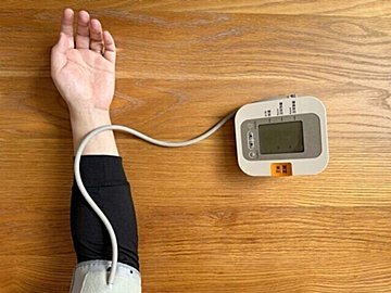 血圧を上げる＆下げる食べ物・飲み物とは〜身近な食品をランキングで紹介〜