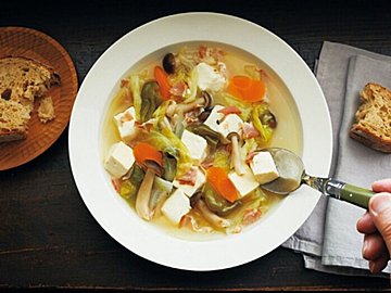 まさみさんの『変わり豆乳湯豆腐』まさるさんの『まさる流！豆腐スープ』