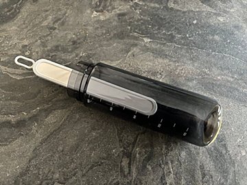 【無印で買うが正解】逆さに乾かすよりも早く乾燥する！水筒が手放せない季節、水筒を素早く乾かすアイテムが優秀すぎ