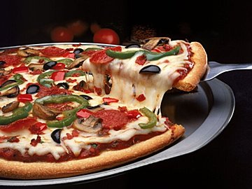 ピザを食べながらダイエットする方法ってあるの!?管理栄養士がポイントを解説