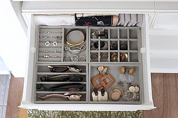ニトリの収納グッズと100均の神アイテムで 子どものハンカチ収納 が劇的に使いやすく サンキュ