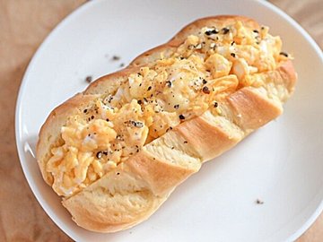 【成城石井】かわいい見た目とやさしい甘さ♪ブリオッシュドッグがなにかと使える！＆おすすめサンドイッチアイディア