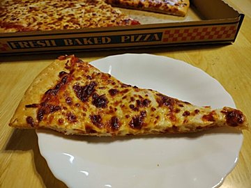 【コストコ】値上げしたけど…やっぱりフードコートのピザは安すぎない？