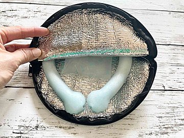 【セリア】セット販売して欲しい！形とサイズがちょうどいい！暑さ対策にピッタリな丸い保冷ポーチが優秀すぎる