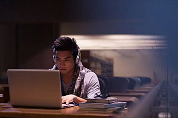 ネチズンの意味が変化している理由とは？基本情報や問題とされている理由まで解説