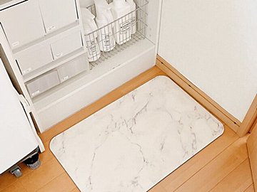 「考えた人天才！」やわらかいから床下収納の上にも敷けてひんやりしないニトリのバスマット