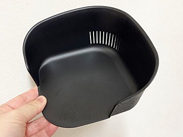 セリアのおすすめ「まな板すっきりボウル」は料理中のひと手間をなくしてくれて家事の時短にもつながるアイデアキッチン商品