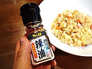 【ラー油】余らせてない？賞味期限内に使い切るために、ラー油を日常使いするおすすめの方法をご紹介！