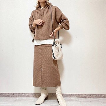 しまむら 誰が見ても高見え間違いなし 胸刺繍ダンボールニットプルオーバー サンキュ しまむら 誰が見ても高見え間違いなし 胸刺繍ダンボールニットプルオーバー サンキュ