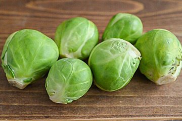 【旬食材】芽キャベツは冷凍保存できる！＆芽キャベツを使う簡単レシピ2選