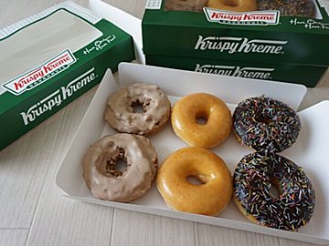 お店で買うより安い！【コストコ】クリスピー・クリームドーナツのアソートに新フレーバーが登場しました。