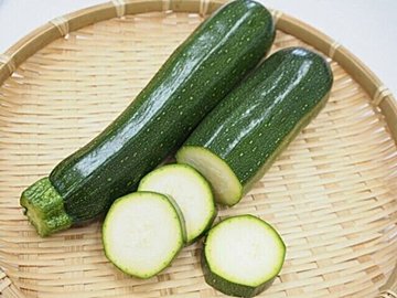 じつは避けたほうがいいかも？野菜のプロが教えるズッキーニの「もったいない」食べかた