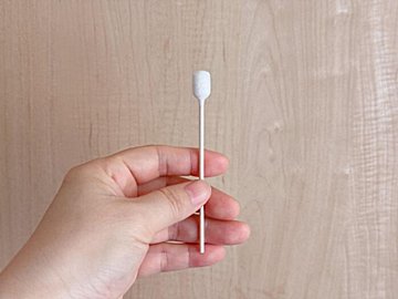 飛ぶように売れてる【セリア】「見逃しがちな場所もキレイに！」超優秀人気グッズ3選