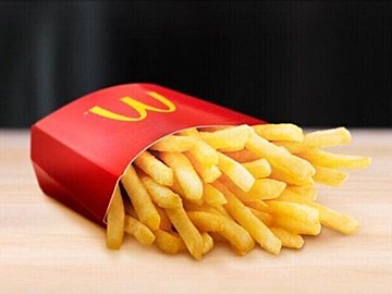 マクドナルドの「マックフライポテト」を徹底解説《2023年》最新特徴やお得な購入方法