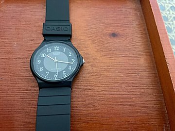 CASIOの時計が1,000円台！子どもの時計デビューにもぴったりな高見え時計