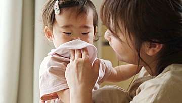 小児科医監修 赤ちゃんの耳に水が入る 中耳炎は間違い 中耳炎の原因は たまひよ