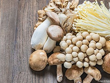 あなたも間違えてるかも!?やってはいけないキノコの保存方法