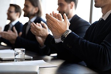 「ご苦労様です」は目上の人に使ってもいい？よく使う日本語の正しい使い方と間違った使い方を解説