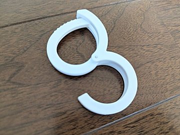 定番の弱点を克服！ひと工夫が光る100円ショップの「進化系フック」3選