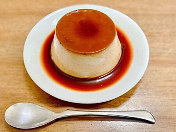 材料3つで「昔ながらのプリン」が作れる！調理師が教える基本の作り方