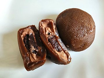 【業務スーパー】今度の新作ぷち大福はチョコづくし！「ホイップクリーム大福チョコ」がおいしすぎて困った…
