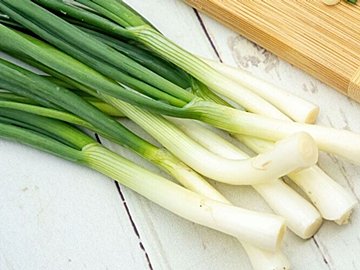 じつは避けたほうがいいかも!?野菜のプロが教える長ネギの「もったいない」食べかた4選