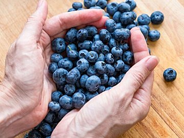 「ブルーベリー」を食べすぎるとどうなる？知っておきたいブルーベリーのメリット＆デメリット