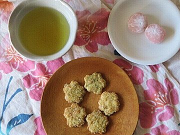 【無印良品】桜の香りでほっこりお茶時間！癒しの和菓子＆緑茶