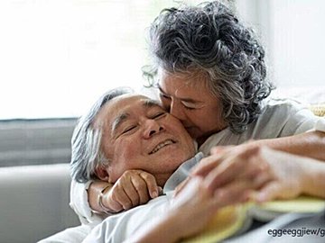 余命宣告された親が怒り出す!?死の告知を受けた人に起こる5段階の心の変化とは