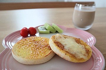 カルディ『ぬって焼いたら』シリーズに合うパンは…？思わず目を見開いてしまう組み合わせって？