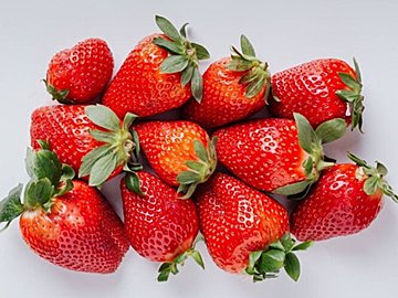 じつは避けたほうがいいかも!?野菜のプロが教えるイチゴの「もったいない」食べ方4選