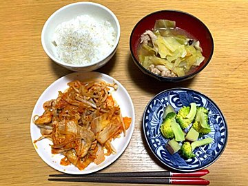 定番おかずを美味しく！自炊ガチ勢がストックしている「ちょい足し食材」4選