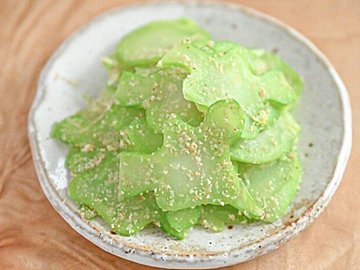 捨てないで！栄養たっぷり♪ブロッコリーの茎だけでもう一品！簡単な副菜レシピ3選