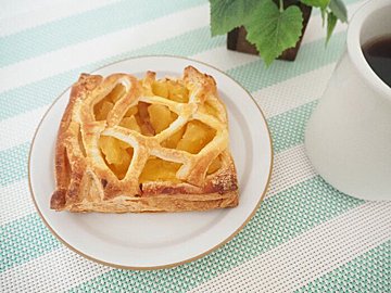 【ミニストップ】価格以上の満足感！りんごとお芋のカスタードパイで旬の食材を2つも堪能！