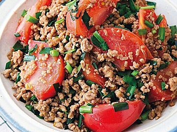 旬の野菜がおいしく食べられるレシピが大人気！ワタナベマキさんの野菜たっぷりシンプルおかず